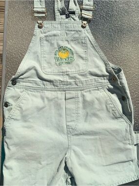 Vans Women's XS Shortalls Overalls Twill. 
Runs big, very roomy. Sage green